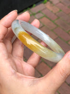 Honey Yellow Jade Bangle