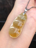 Icy Honey Yellow Jade Pea Pods Pendant