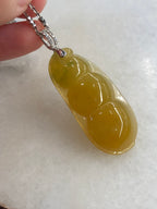 Icy Honey Yellow Jade Pea Pods Pendant