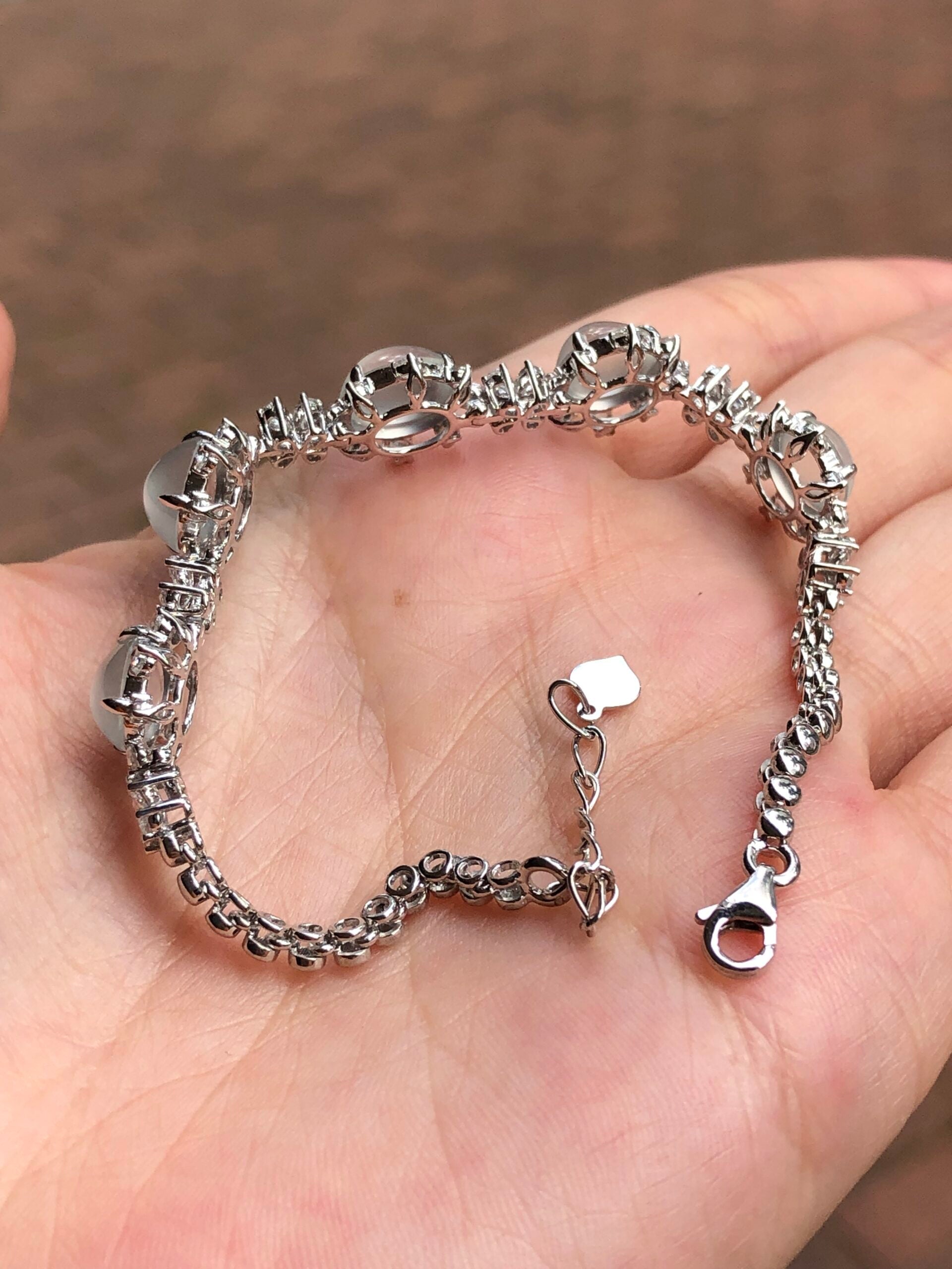 Icy Jade Cabochons Bracelet (Glassy Variety)