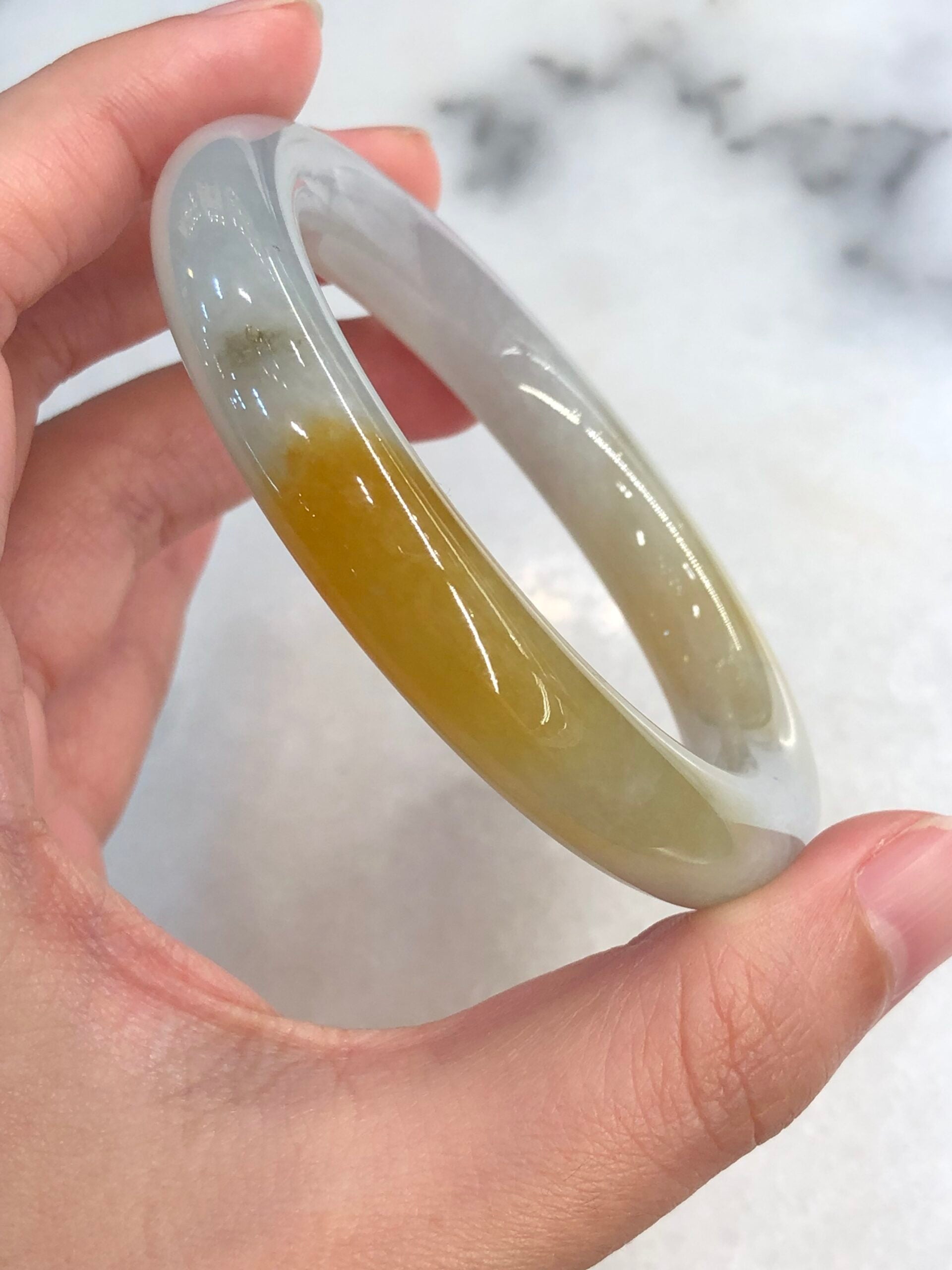 Honey Yellow Jade Bangle