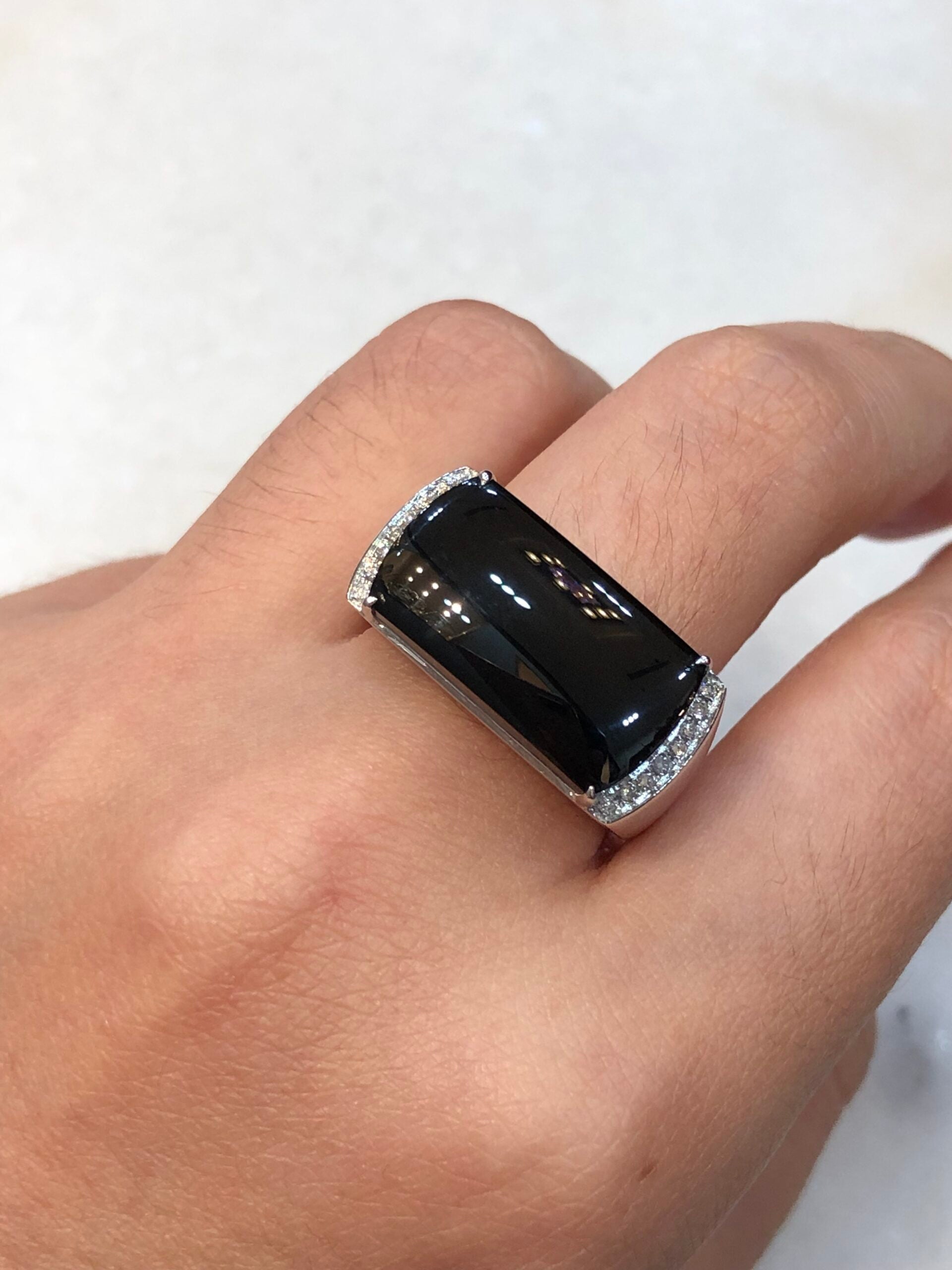Mo Cui Jade Saddle Ring