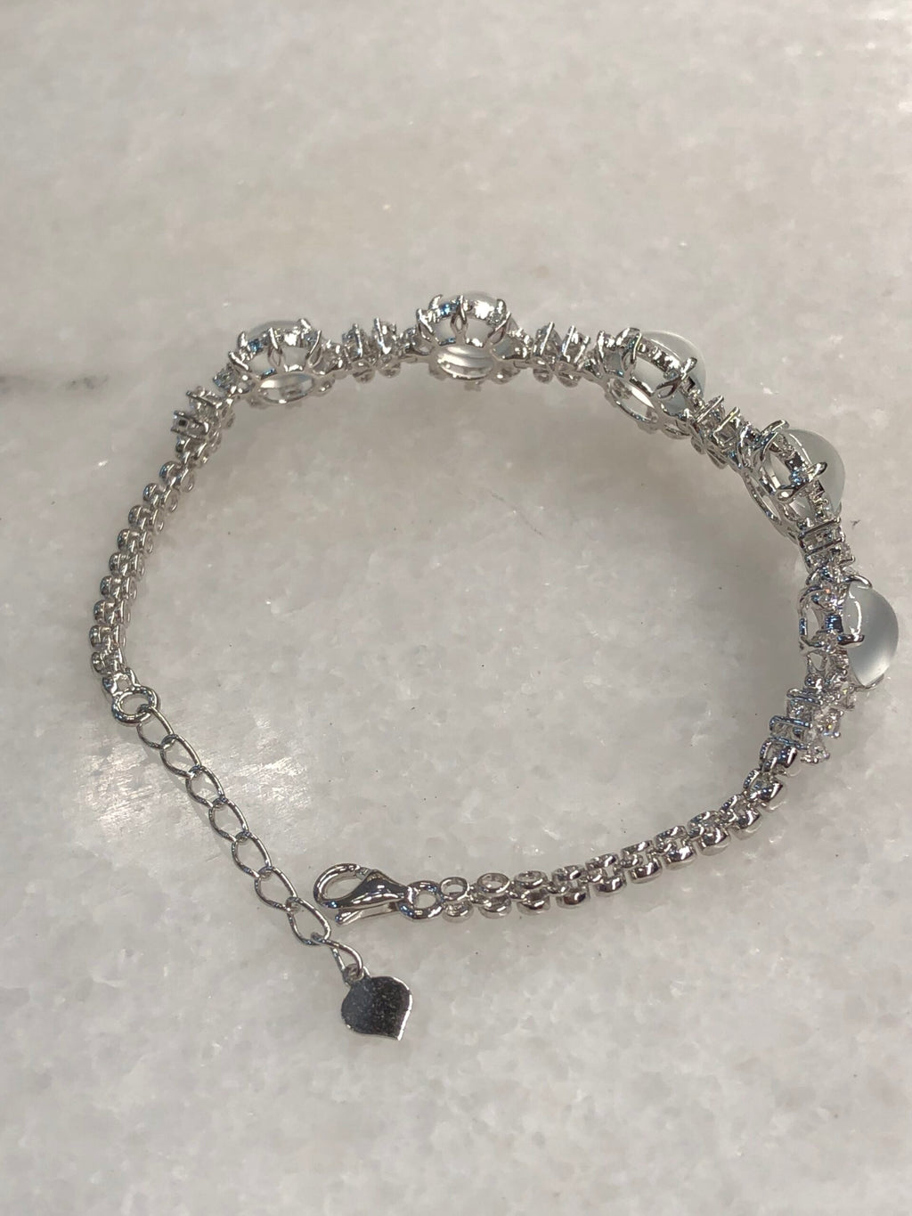 Icy Jade Cabochons Bracelet (Glassy Variety)