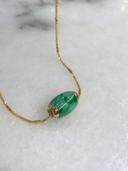 Green Jade Barrel(with 18K gold chain)