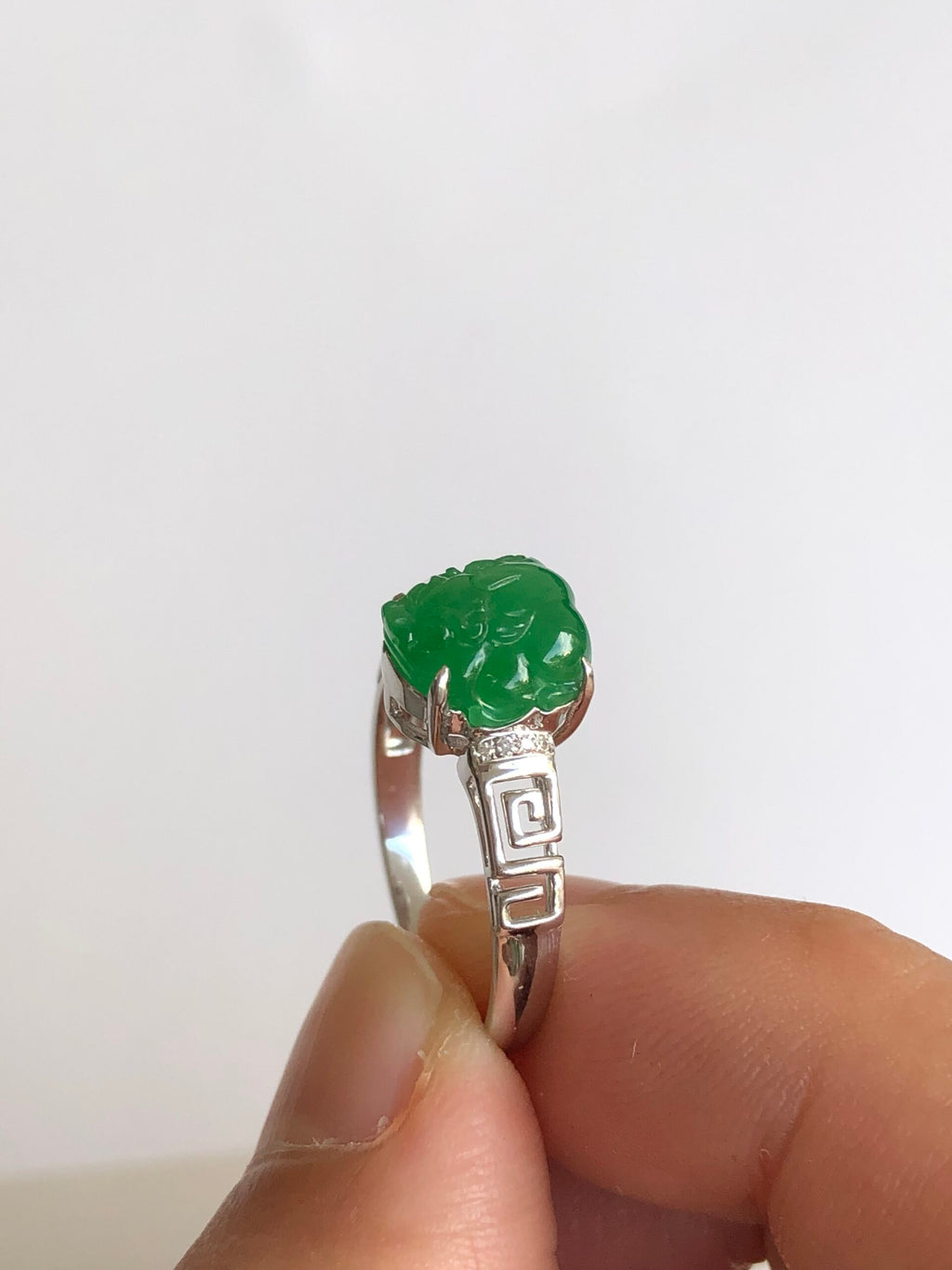 Green Jade Pixiu Ring