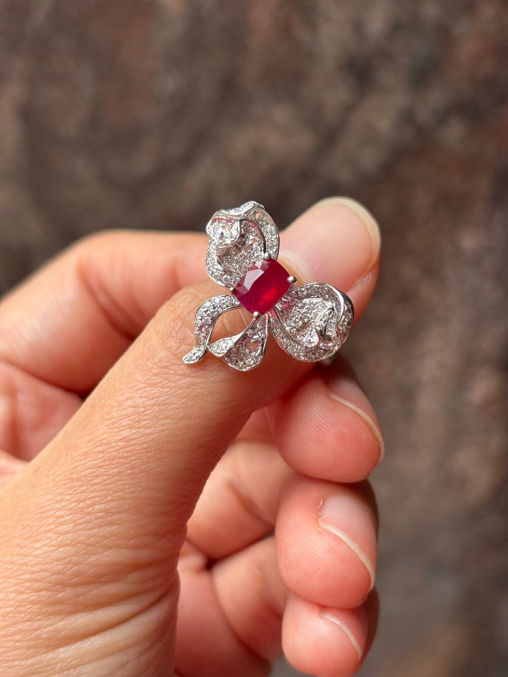 Unheated 1.04ct Vivid Red Ruby Ring