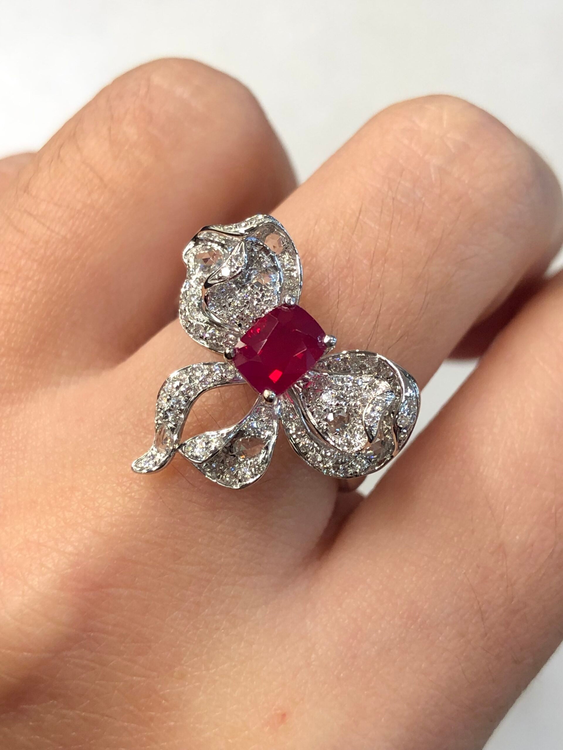 Unheated 1.04ct Vivid Red Ruby Ring