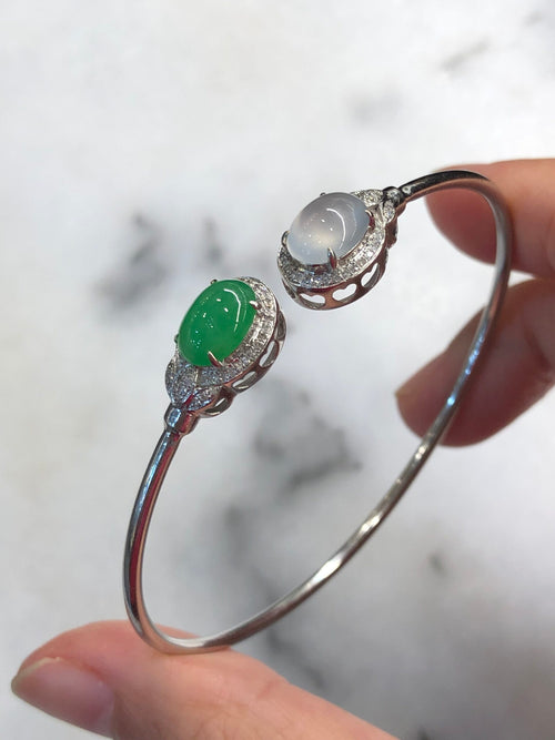 Green and Icy Jade Cabochons Bangle (Glassy Variety)