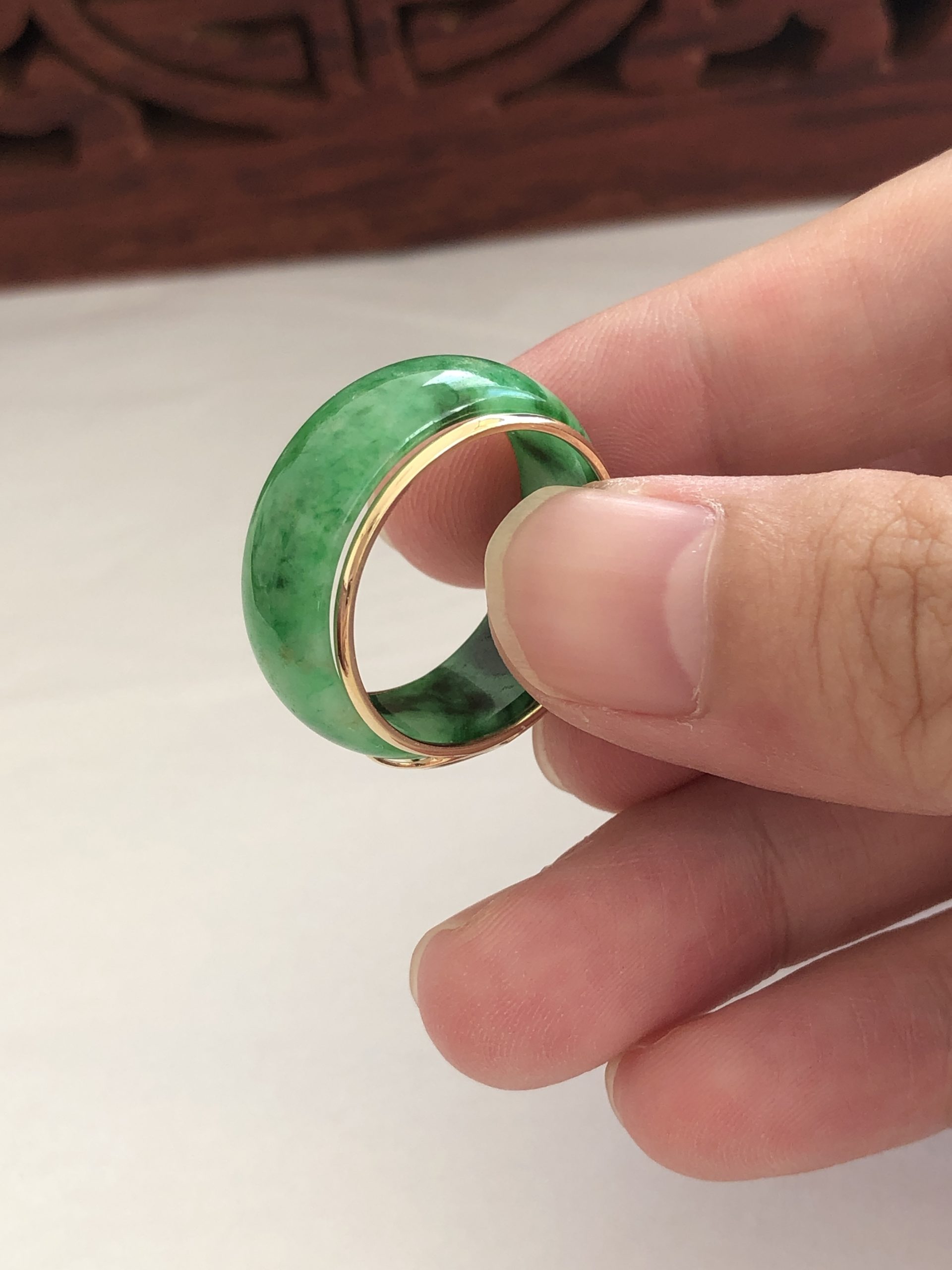 Jade ring with gold band deals