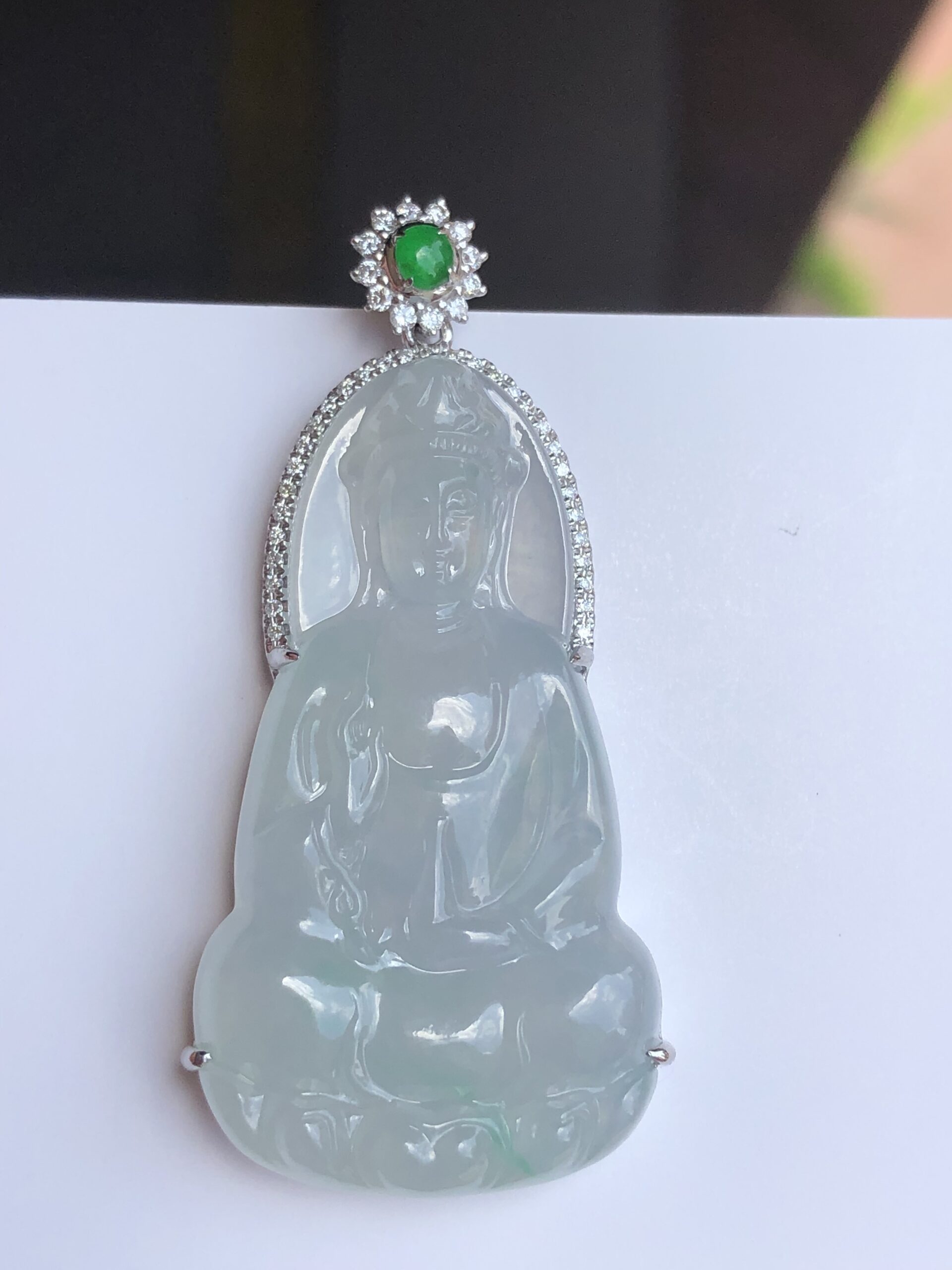 Guan Yin Jadeite Pendant for Necklace, Icy Green, Natural Grade A Jade,  Guanyin, Burma Gemstone, Chinese Carved Carving Jewelry, Kwan Yin -   Sweden